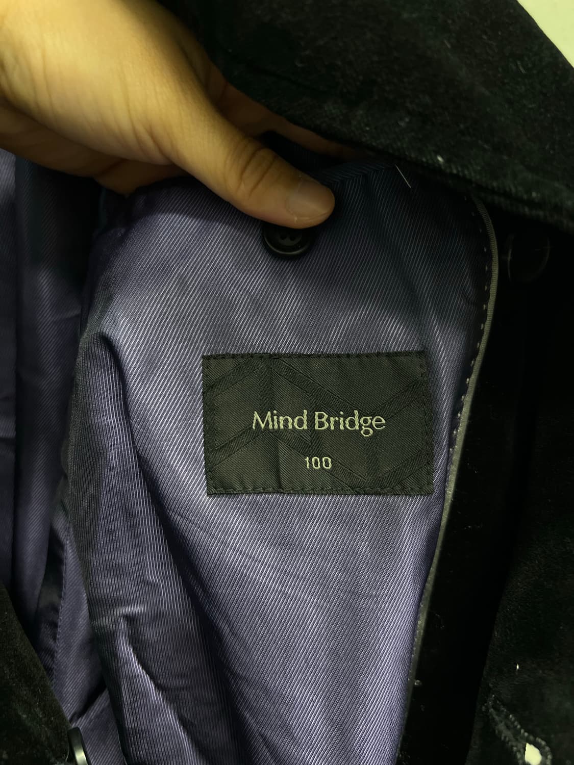 마인드브리지 더블버튼 벨벳 코트 블랙 상품이미지4