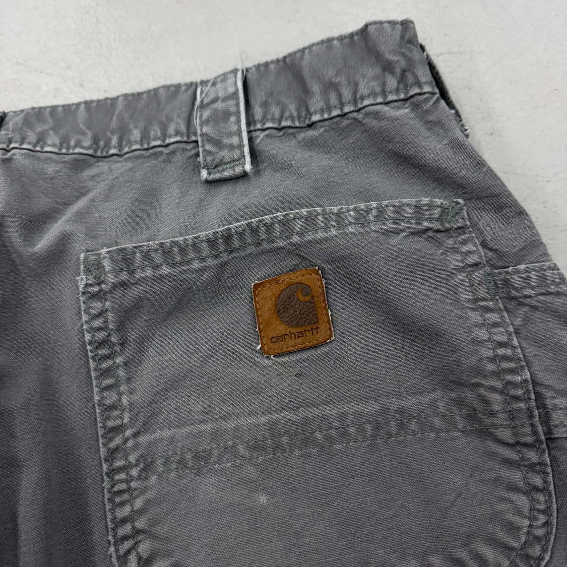 칼하트 OG 가죽패치 카펜터 페이딩 와이드 워크팬츠 상품이미지7