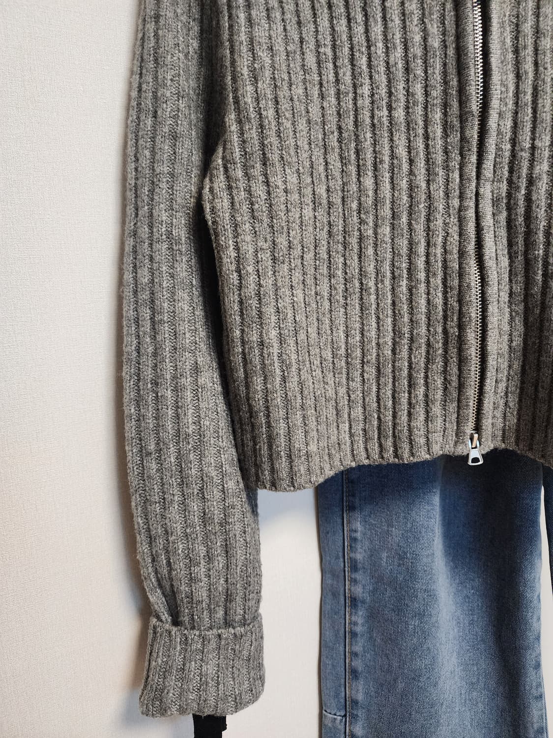 에이세컨즈 골지 니트 짚업 가디건티 상품이미지5