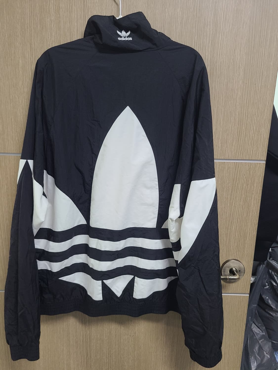 아디다스 빅 로고 바람막이 3xl 상품이미지4