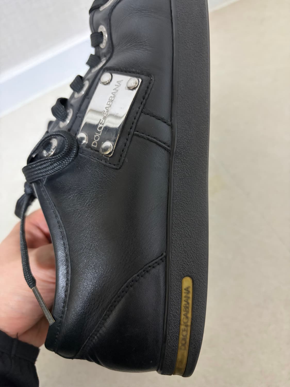 돌체엔가바나 레더 스니커즈 상품이미지3