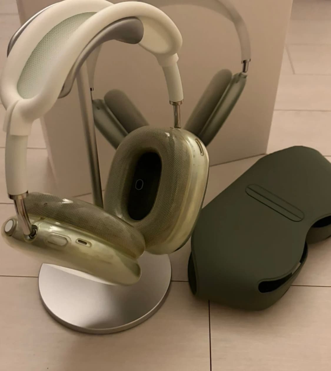 애플 에어팟 맥스 그린 상품이미지1