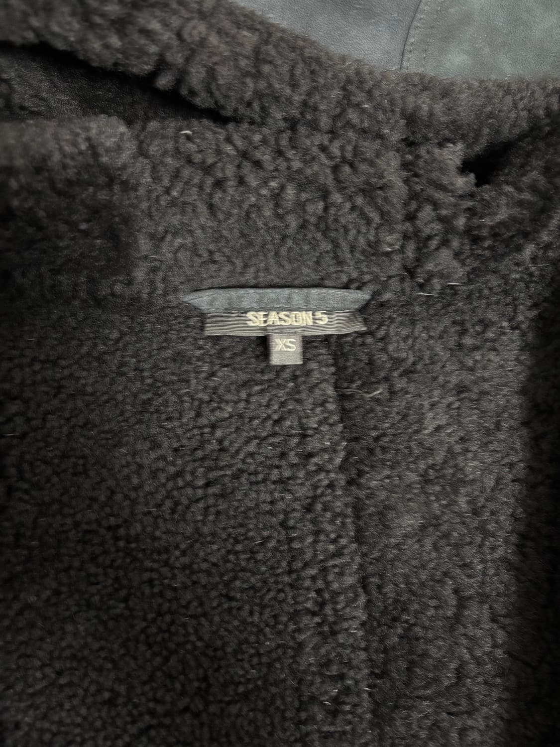 이지 시즌5 롱 후드 무스탕 자켓 상품이미지2