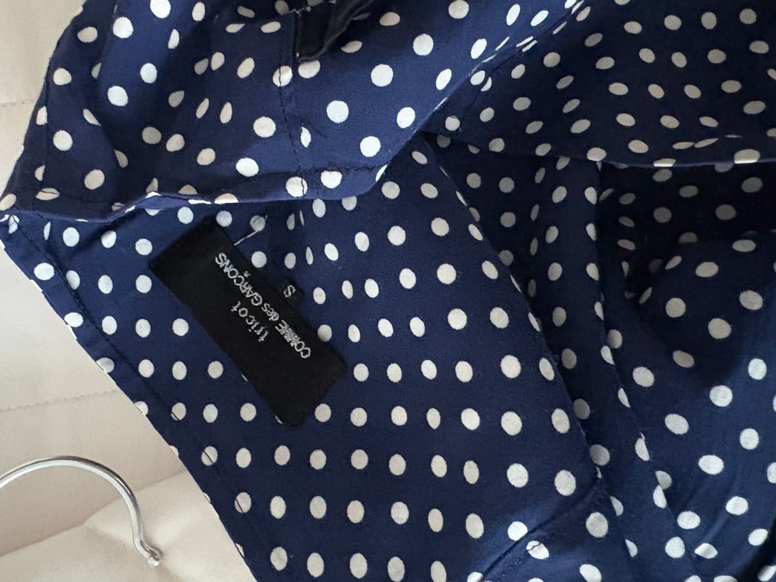 트리콧 꼼데가르송 도트 랩 스커트 네이비 상품이미지2