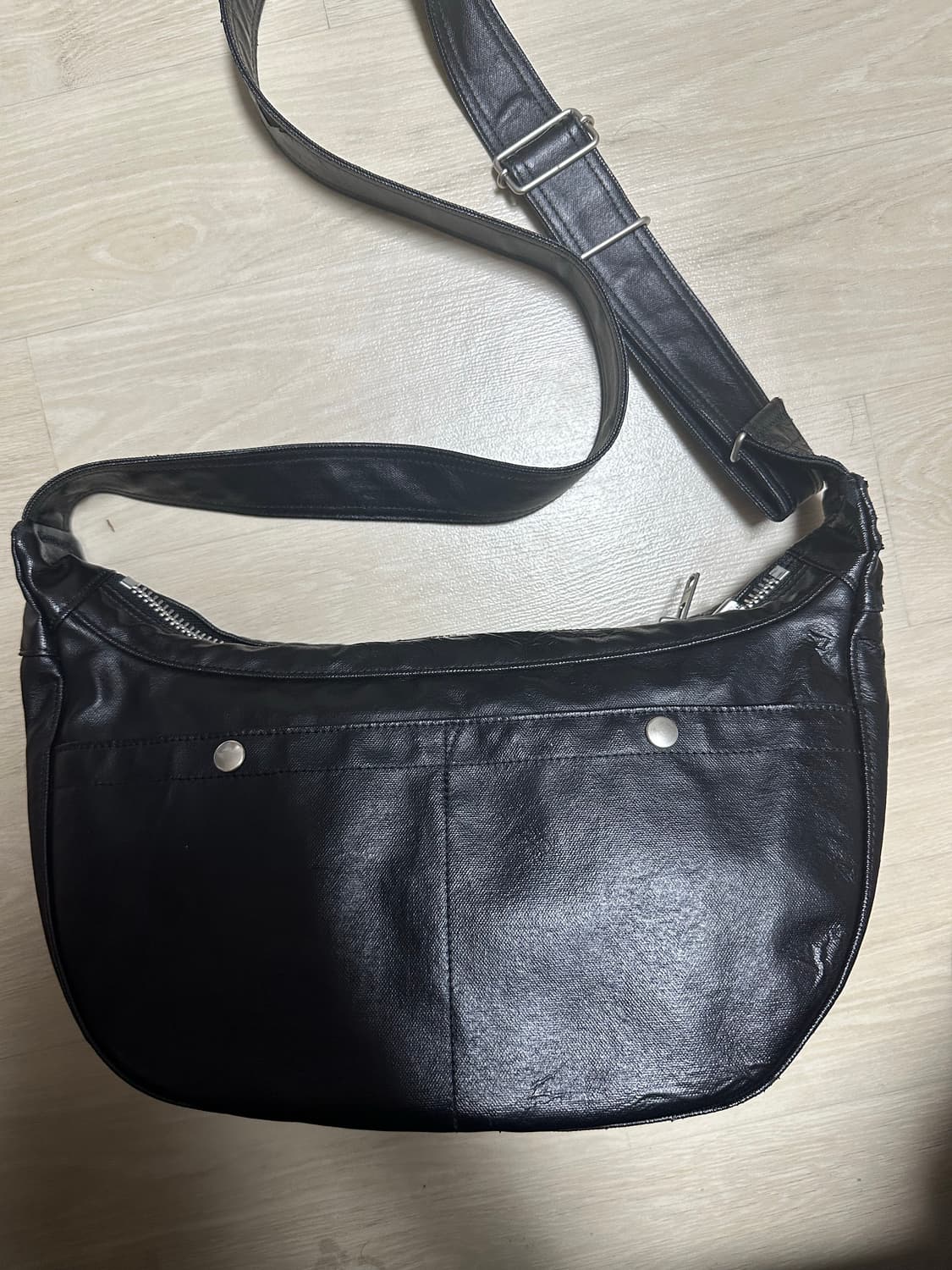 PORTER 요시다 포터 프리스타일 반달 숄더백 블랙 상품이미지3