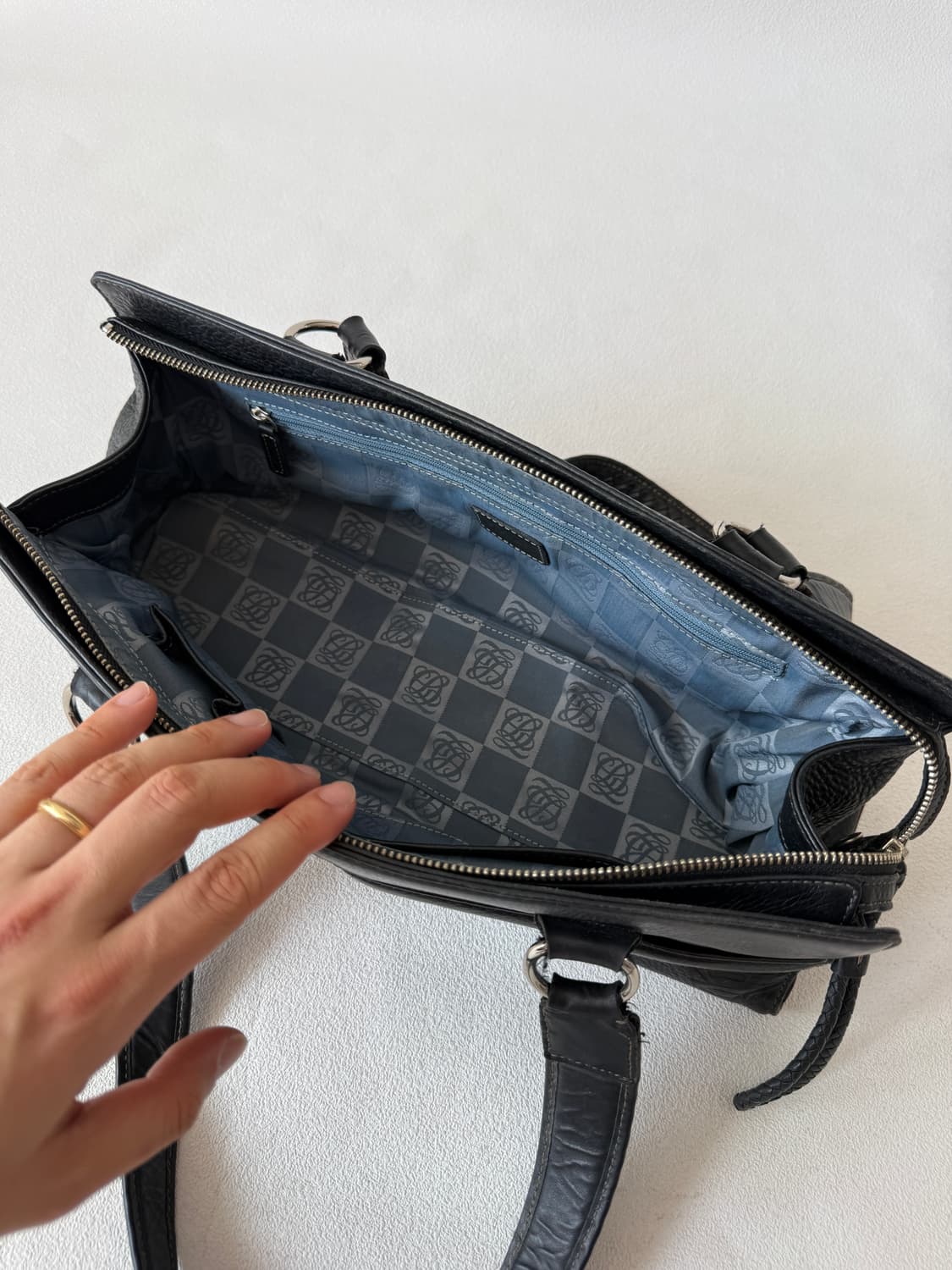 루이까또즈(Louisquatorze) 레더 숄더백 상품이미지9