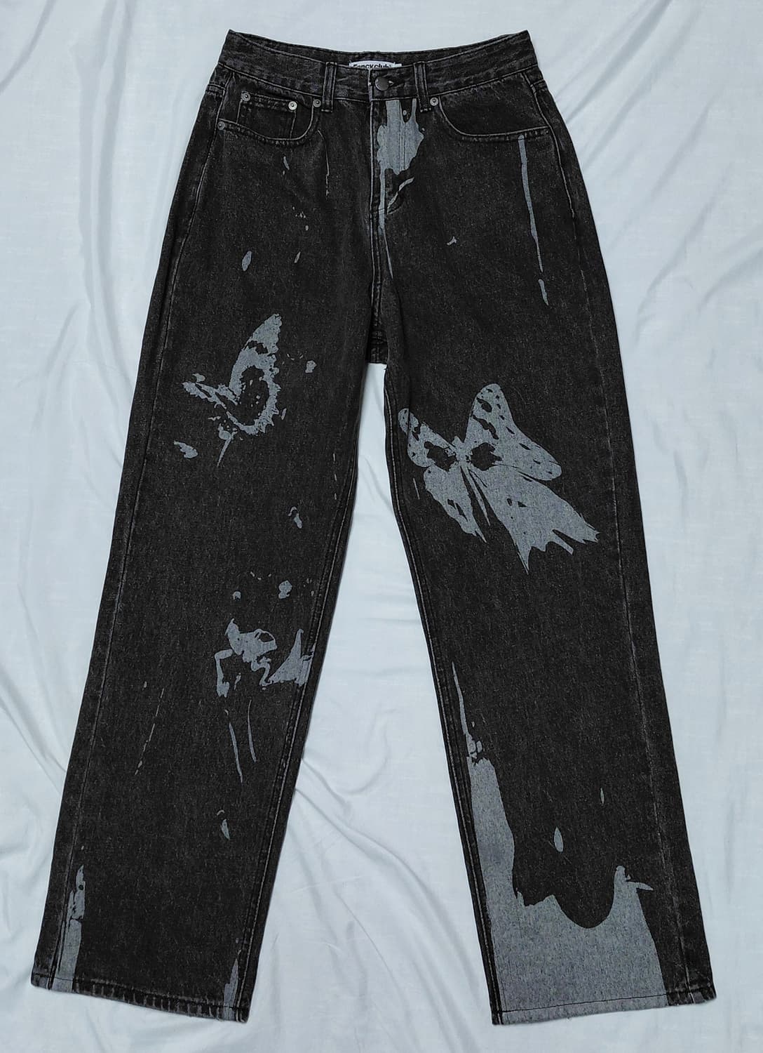 [M] 네스티팬시클럽 나비 그래픽 블리치 와이드 데님 팬츠 상품이미지1