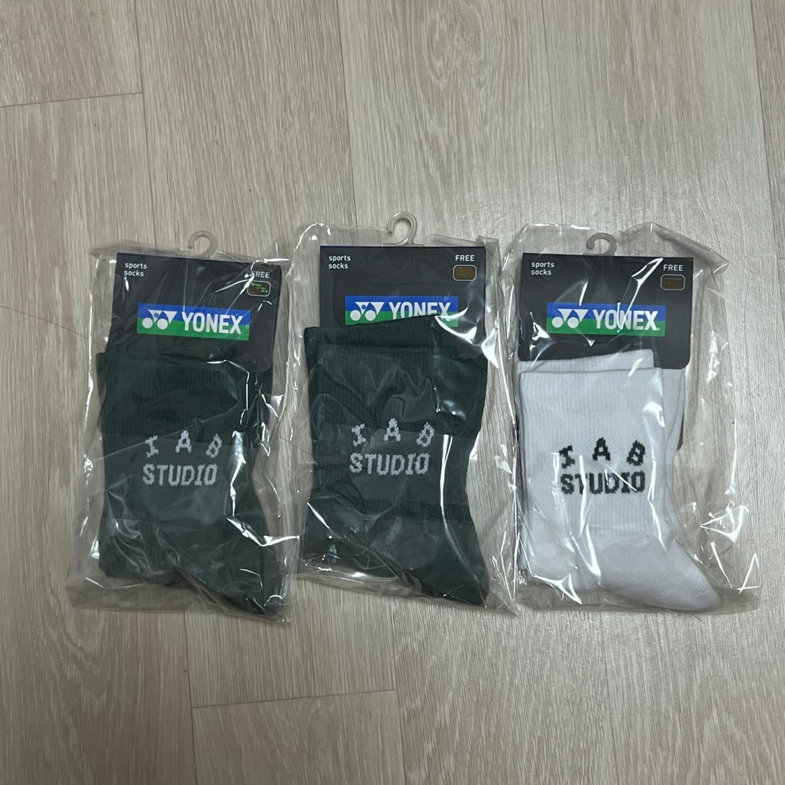 아이앱 스튜디오 x 요넥스 삭스 3개 상품이미지1