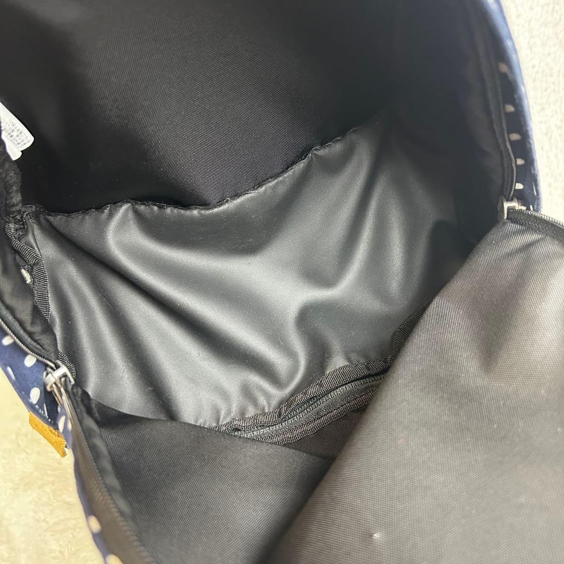 노스페이스 퍼플라벨 미디엄 데이팩 네이비 도트 상품이미지4