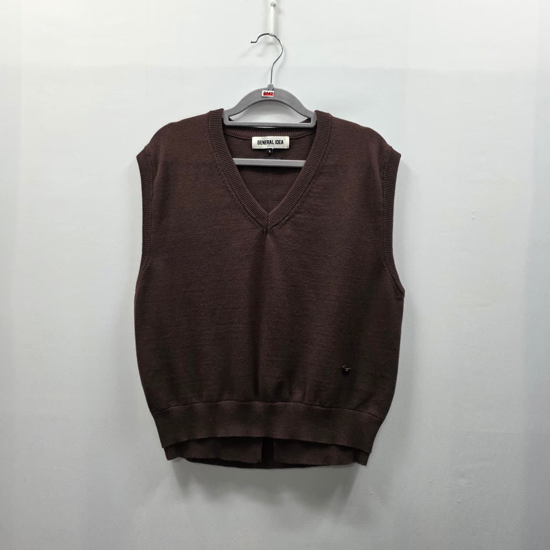 0142 [제너럴아이디어] 브이넥 니트 조끼 브라운 S 상품이미지1