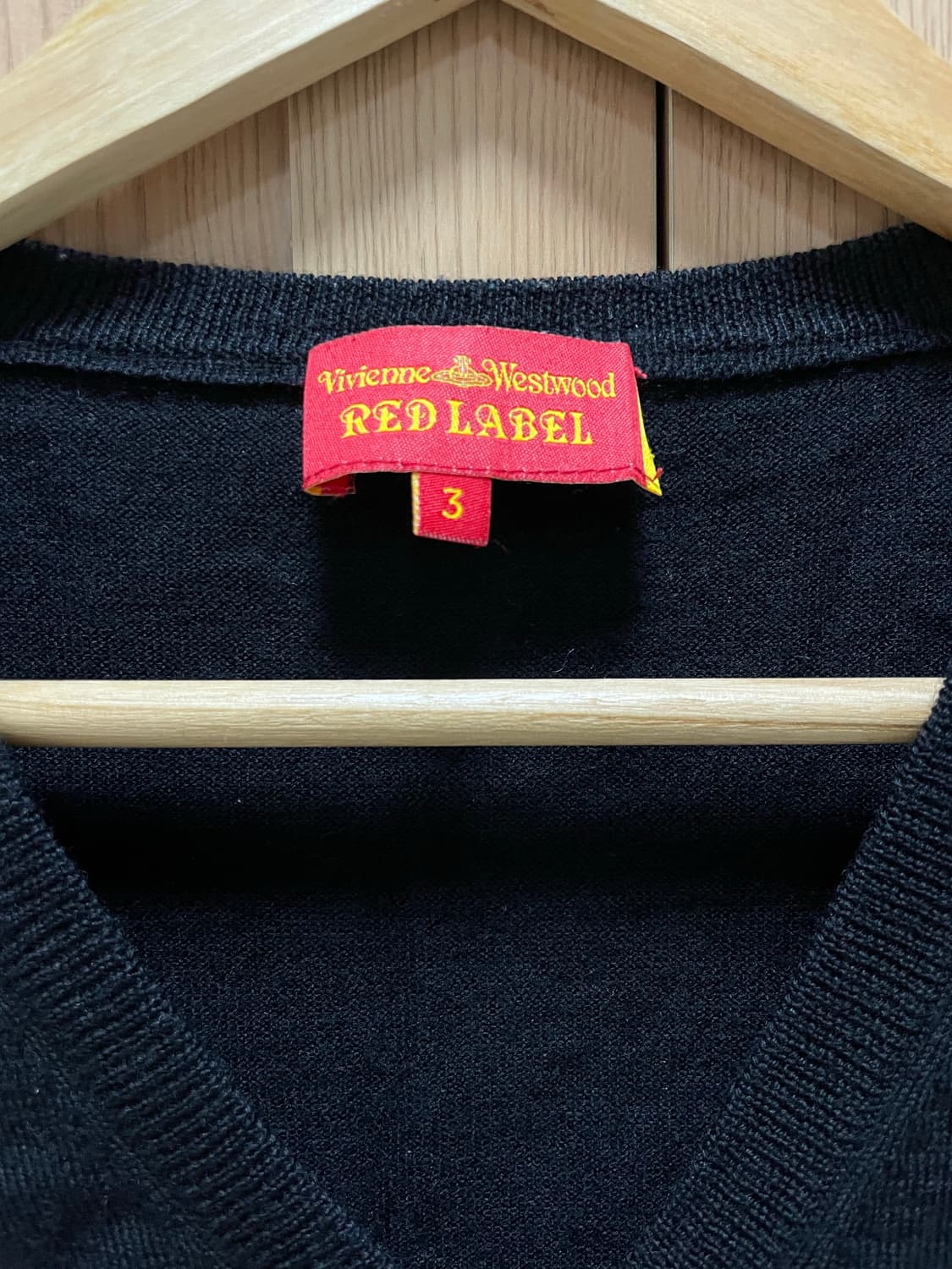 비비안웨스트우드 레드라벨 가디건 블랙 3 사이즈 상품이미지4