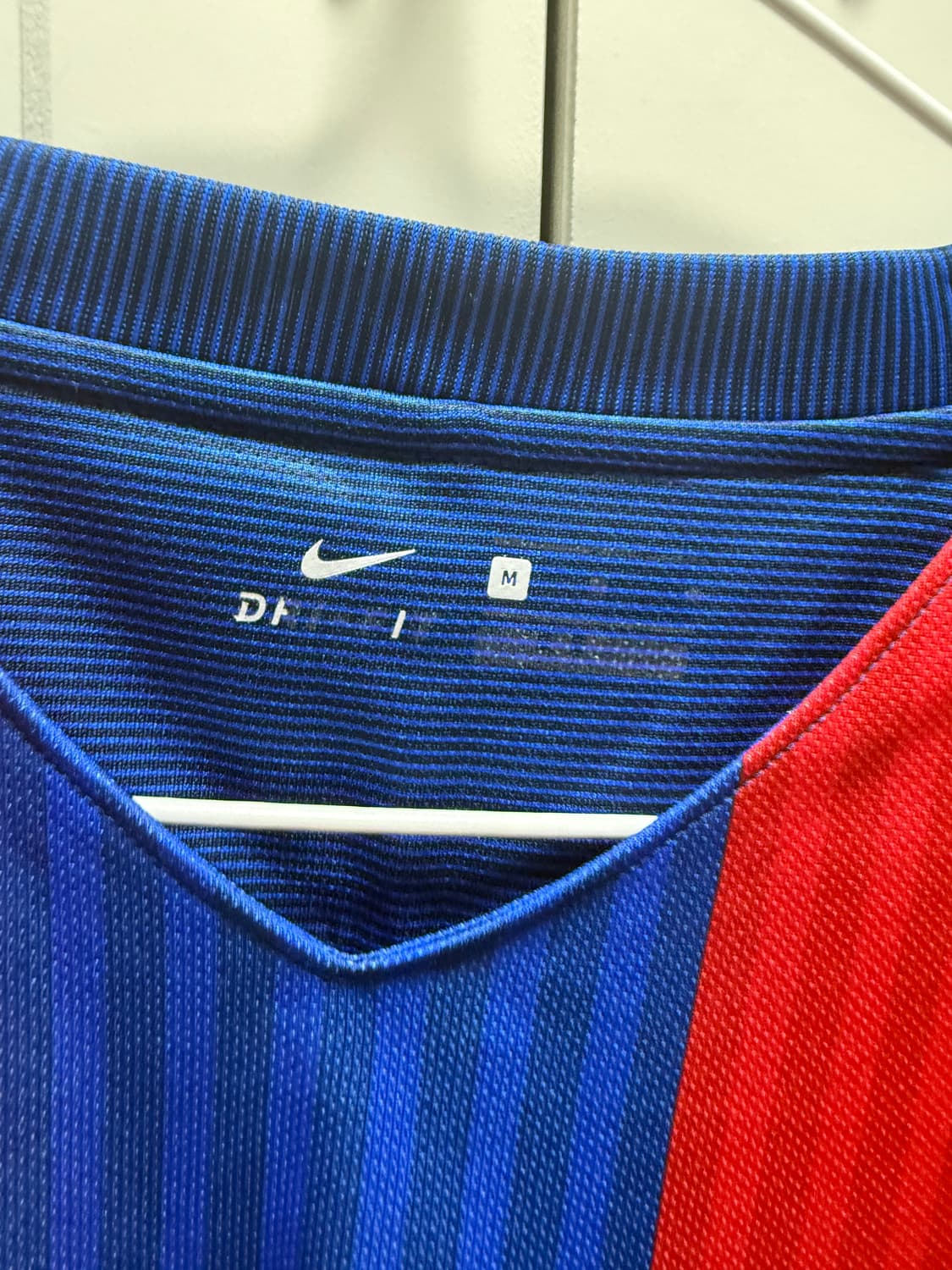 16-17 바르셀로나 수아레즈 유니폼 상품이미지3