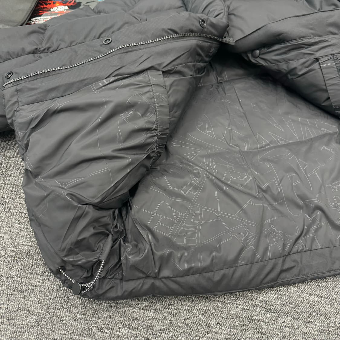 SYNA 시나월드 OG 패딩 자켓 블랙 상품이미지8