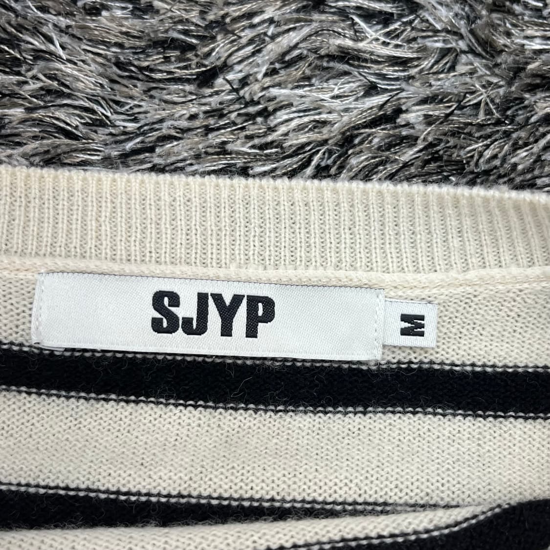 한섬 SJYP 여성 양모 니트 (M) 상품이미지3