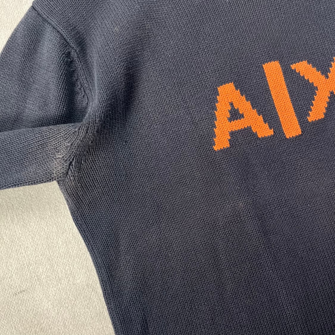 100 아르마니 빅로고 차콜 니트 상품이미지4