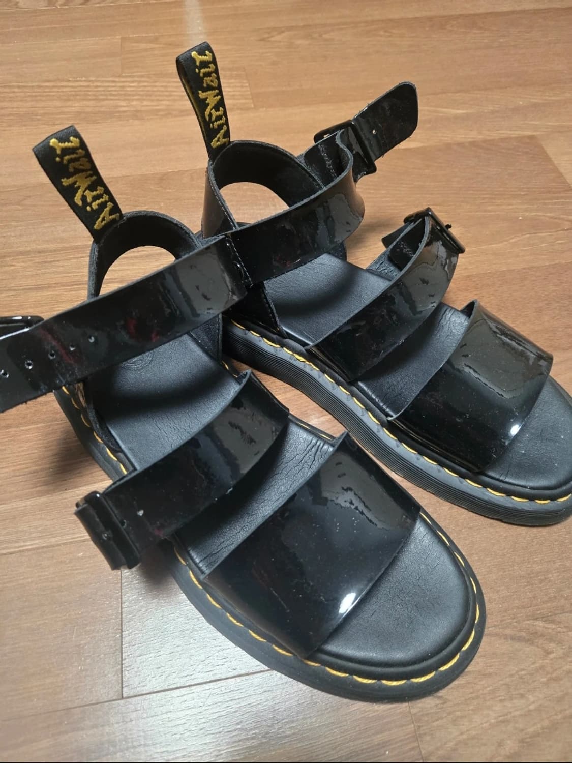 닥터마틴 샌들(실측265) 상품이미지1