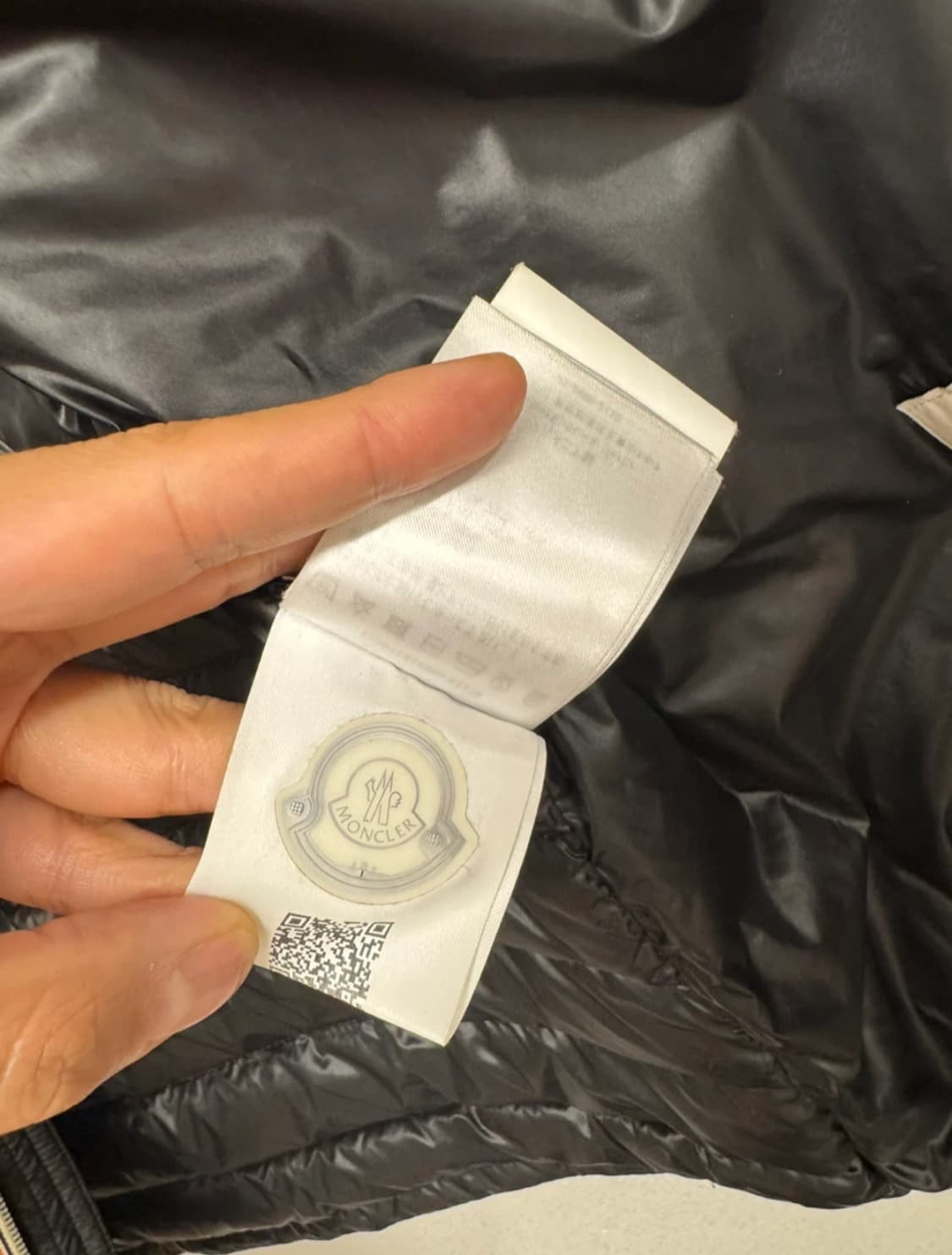 몽클레어 다니엘 경량 패딩 3사이즈 상품이미지8