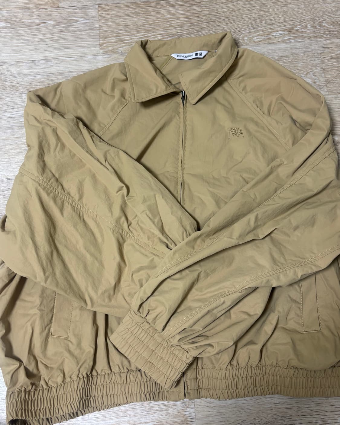 유니클로와 JW 앤더슨 콜라보 자켓 xl 상품이미지1