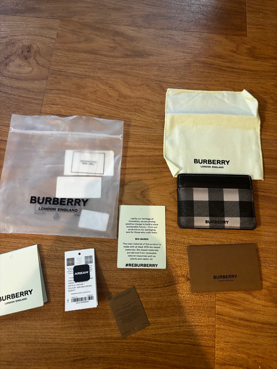 버버리 카드지갑 상품이미지1