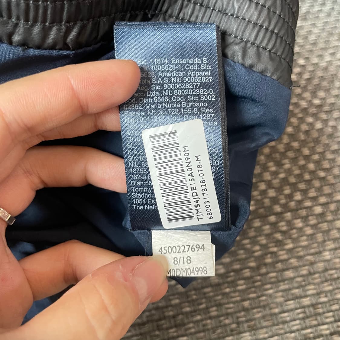 타미힐피거 미니로고 오리지널 블랙 푸퍼 M 상품이미지8