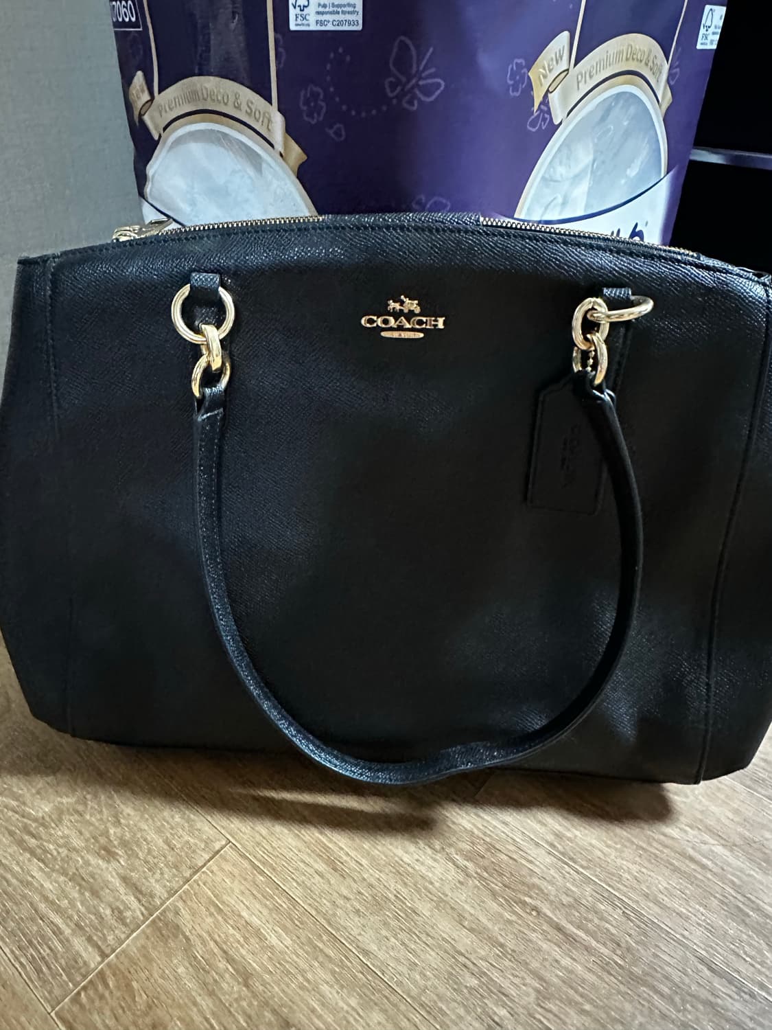 코치 가죽 블랙 토트백 상품이미지1