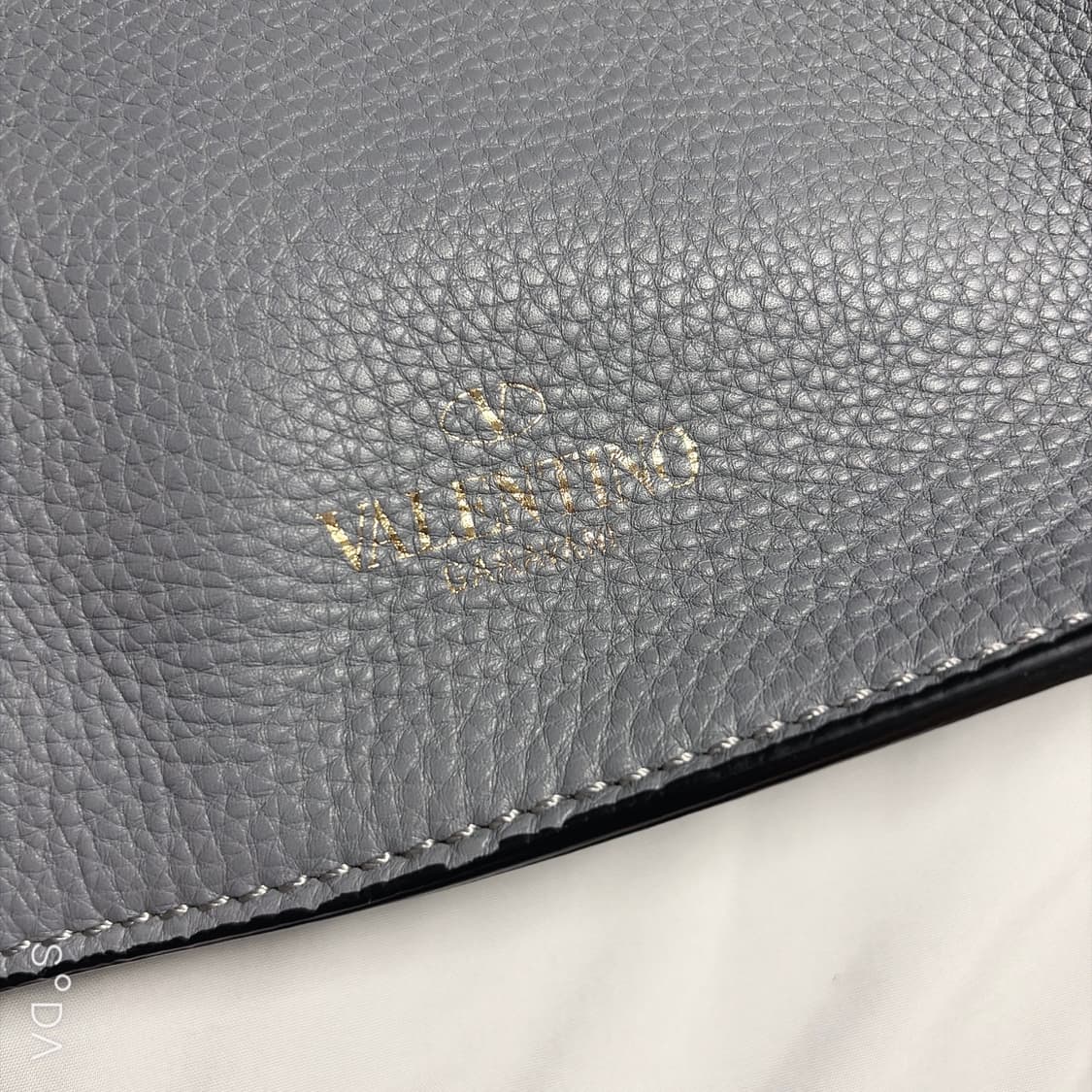 발렌티노 가죽 숄더백 그레이 상품이미지3