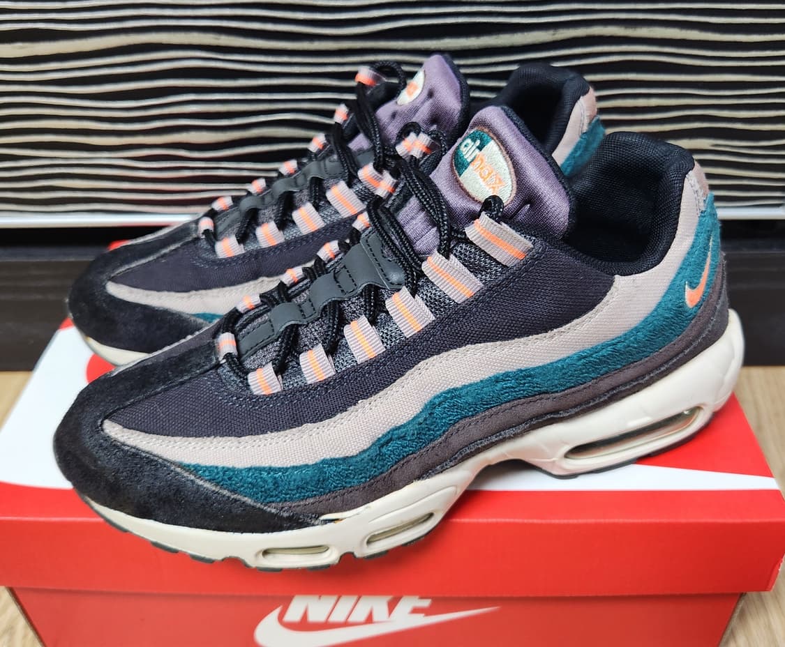 나이키 에어맥스95 프리미엄 오일 그레이 / 브라이트 망고 스니커즈 상품이미지1