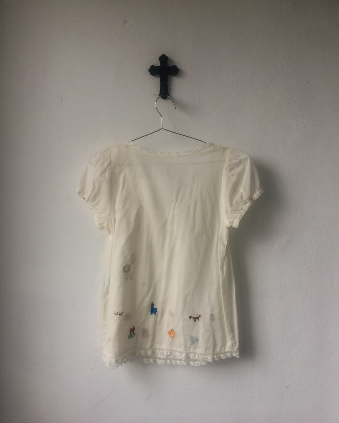 Alpaca embroidery point blouse 상품이미지3