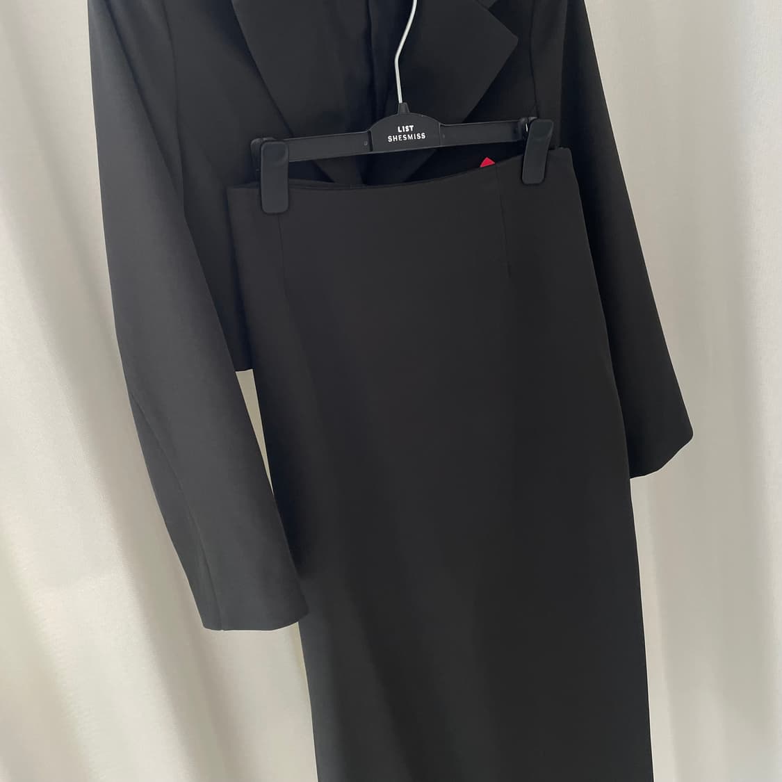 블랙 자켓 & 치마 세트 상품이미지6