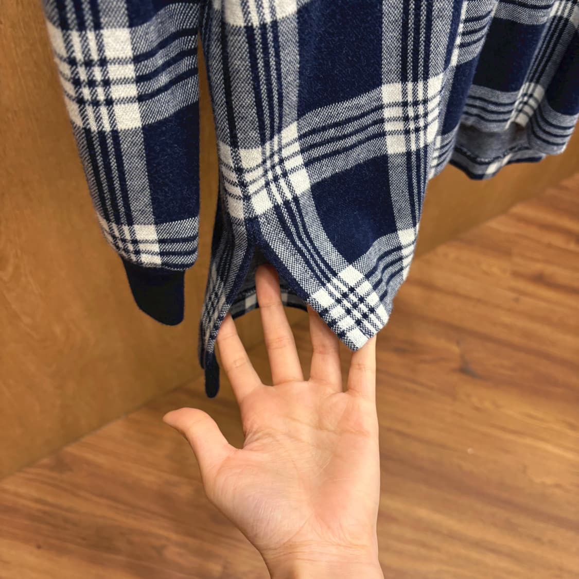 폴로 랄프로렌 롱슬리브 체크 카라넥 버튼 디테일 루즈핏 블루 상품이미지7