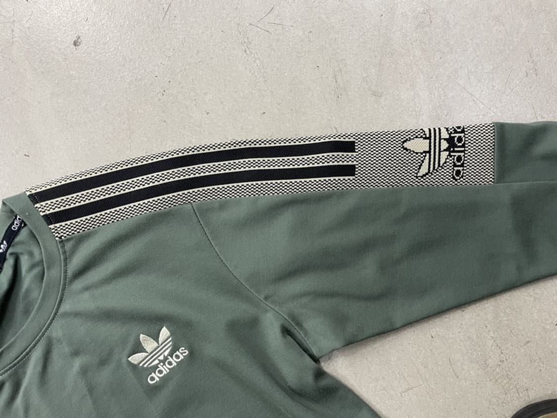 아디다스 삼선 리카이브 크루 맨투맨 XL 상품이미지3