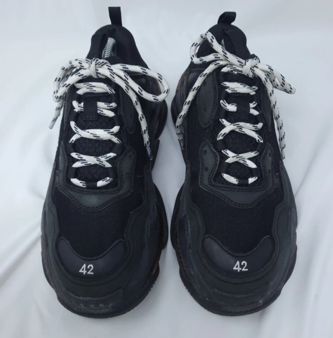 발렌시아가 트리플 블랙 스니커즈 275 상품이미지2