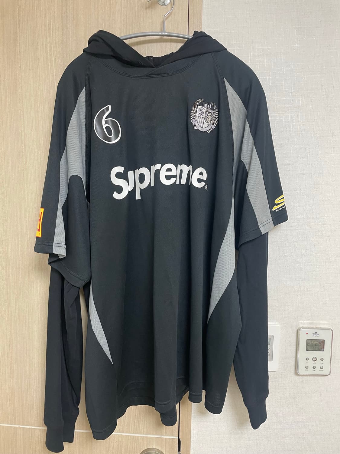 슈프림 사커 저지 XL 팝니다. 상품이미지3