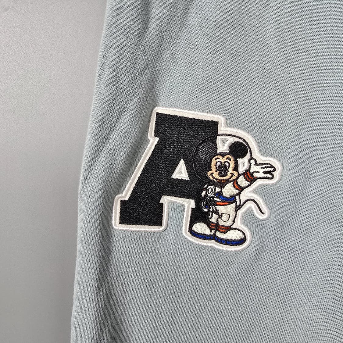 여성용 아디다스 Adidas 디즈니 조거 팬츠 S 상품이미지4