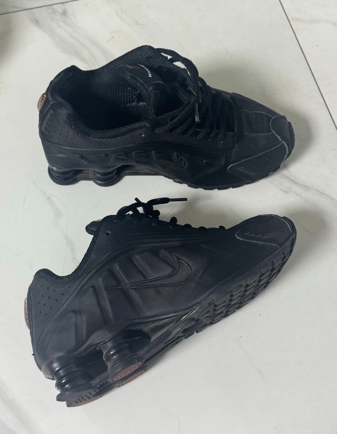 나이키 샥스 r4 235 상품이미지1