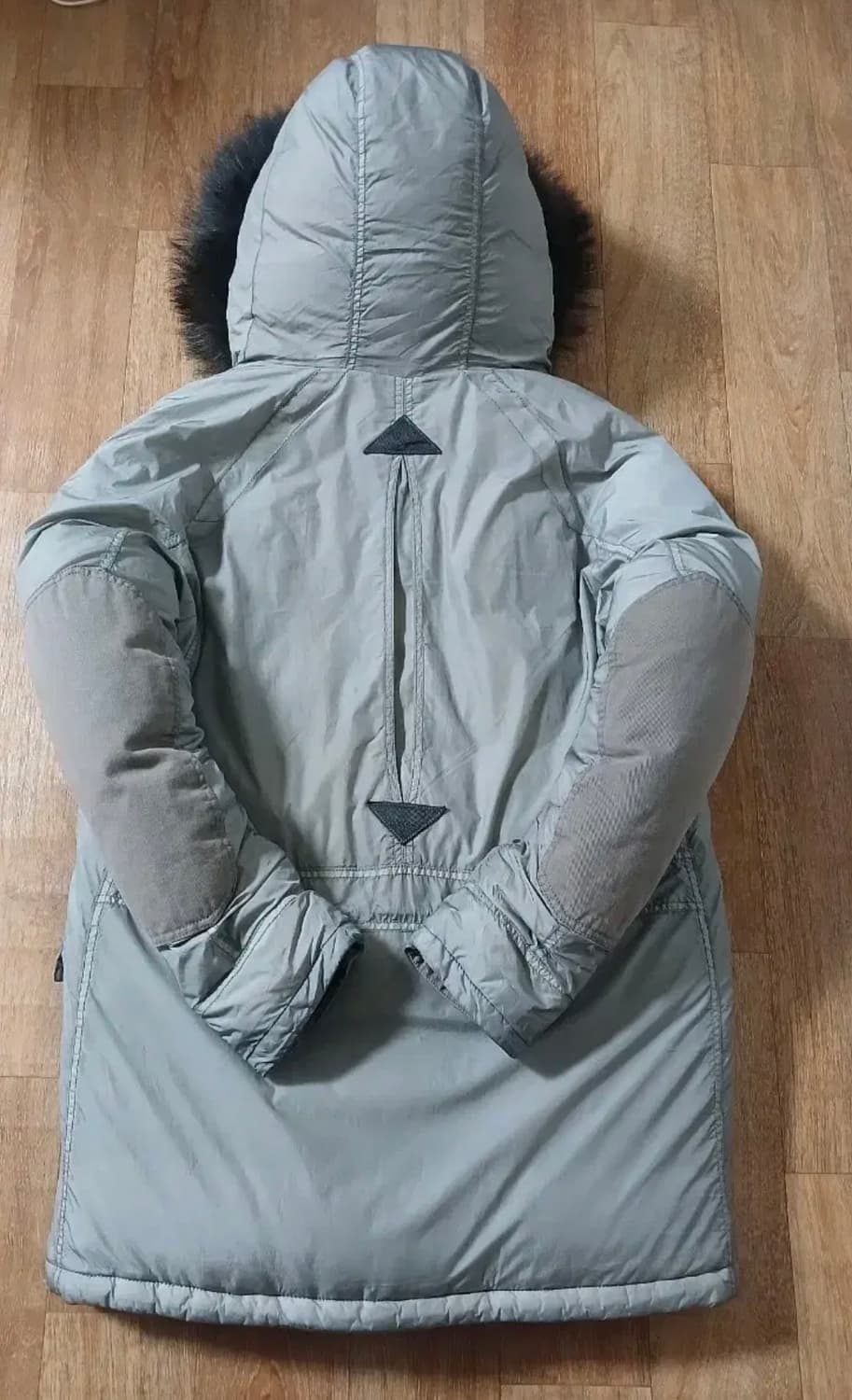 시리즈 나누크 패딩 상품이미지2