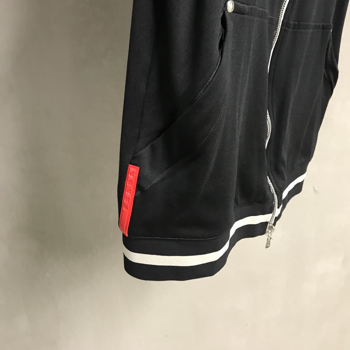 프라다 베스트 XL 상품이미지6