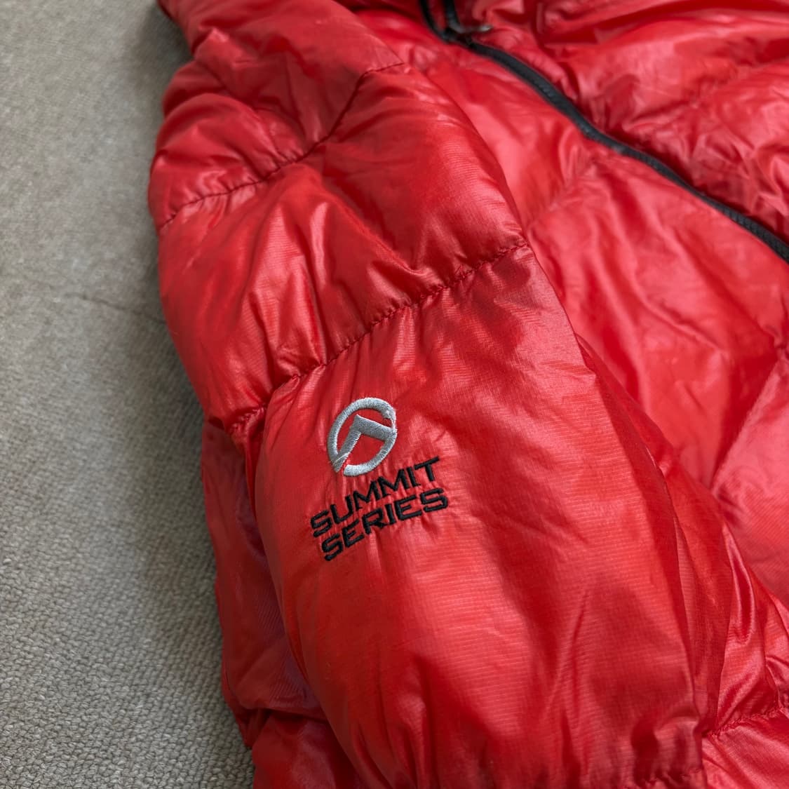 노스페이스 써밋 아콘카구아 다운 패딩 xl  상품이미지8