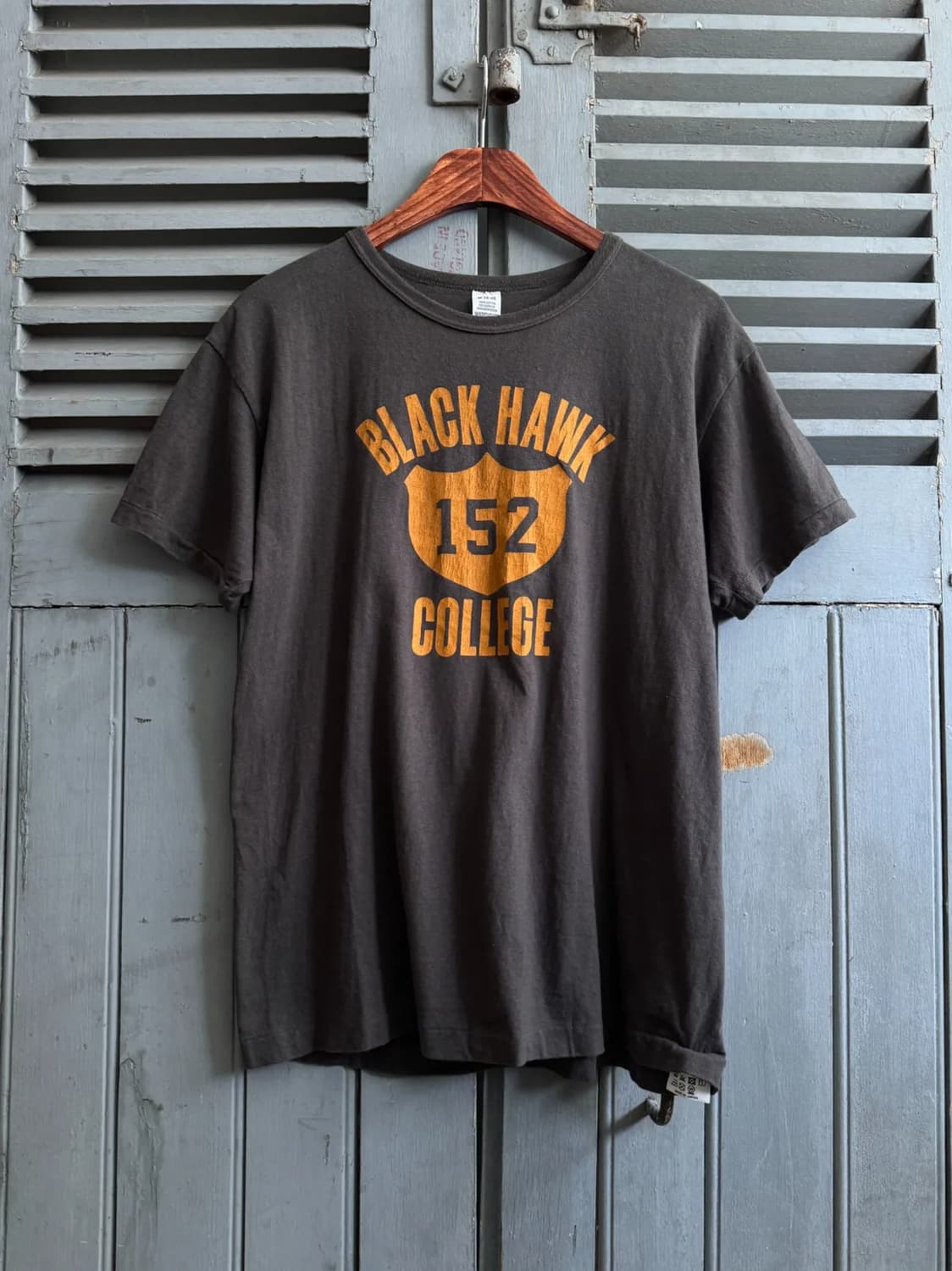 [M]WAREHOUSE 웨어하우스 BLACK HAWK 티셔츠 상품이미지1