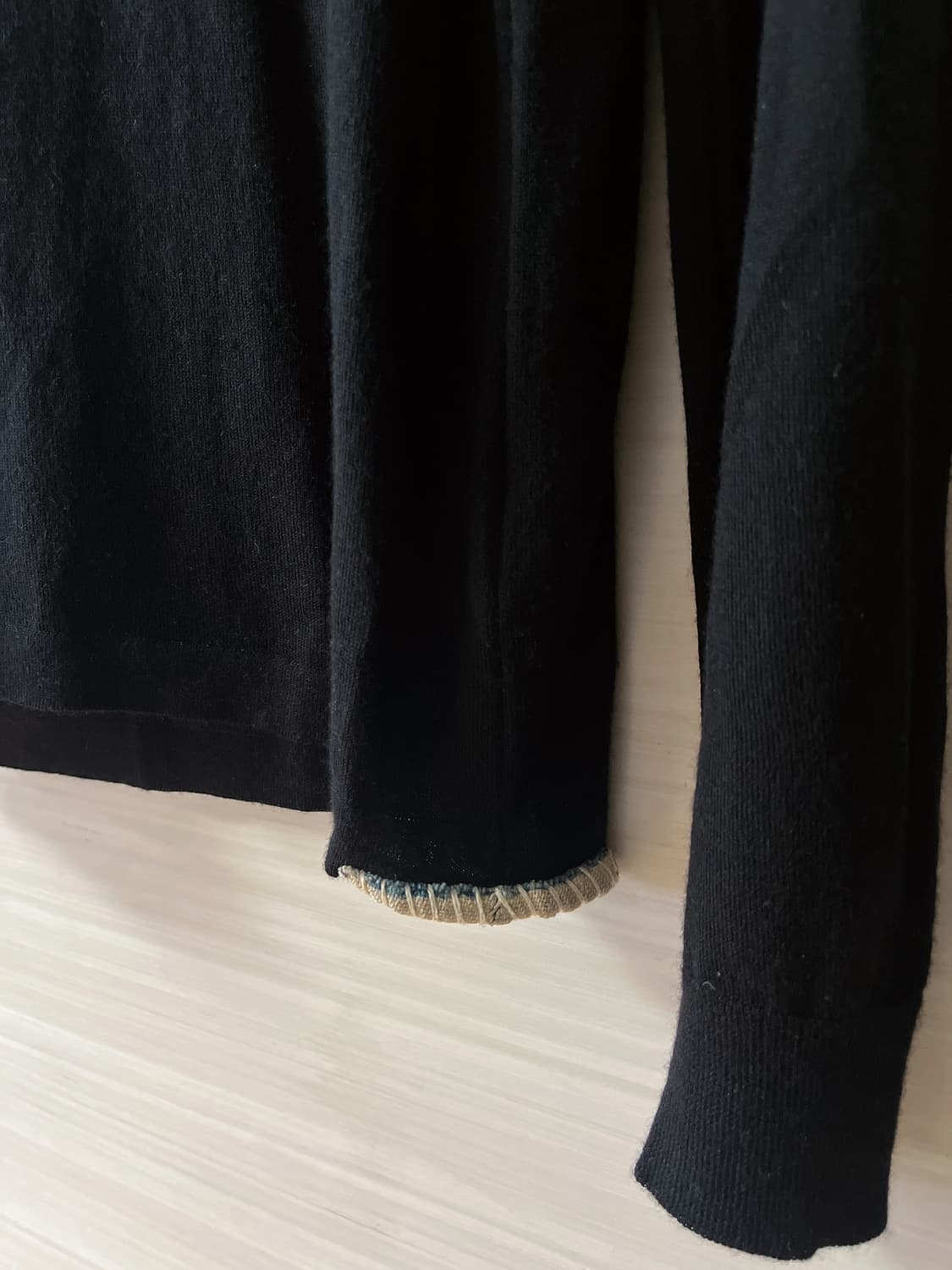 Visvim 검정 캐시미어 니트 상품이미지5