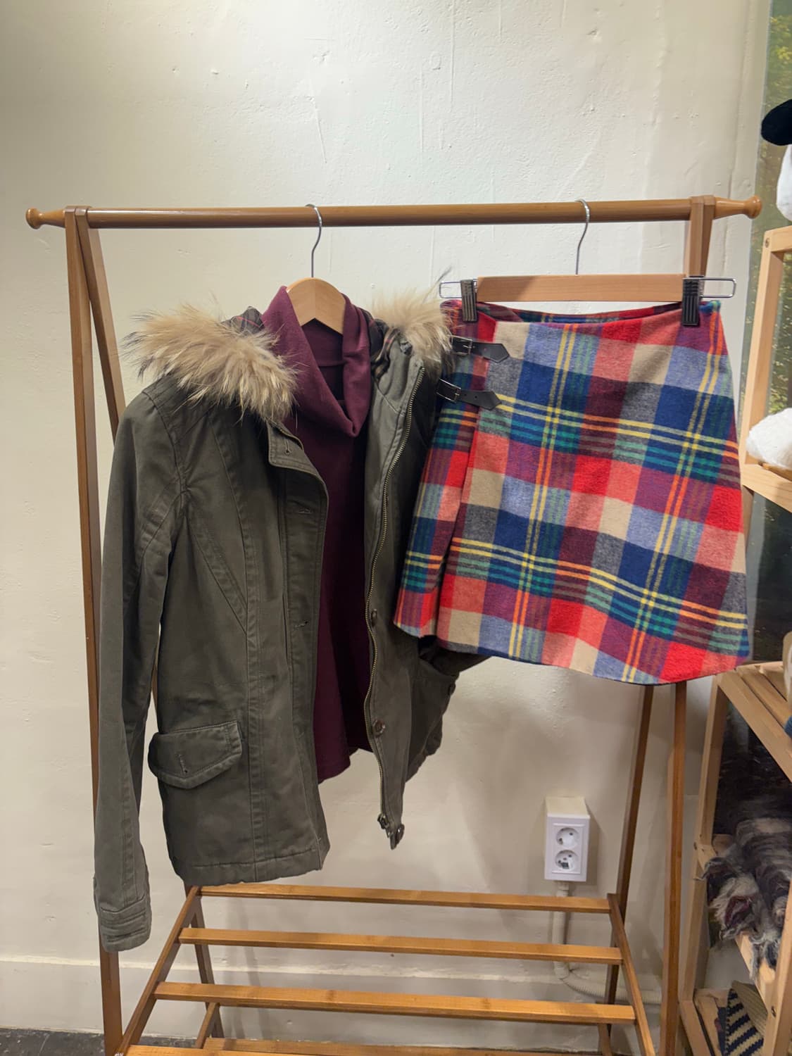 카키 퍼자켓 겨울자켓 퍼후드자켓 코디세트 상품이미지7