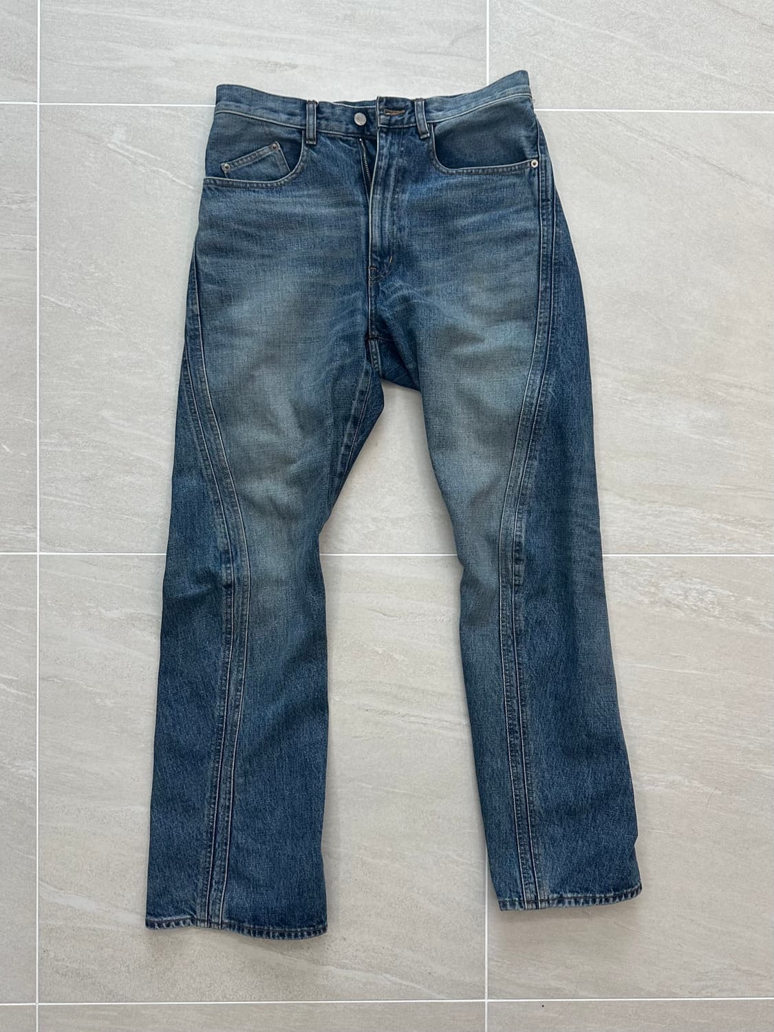 NVRFRGT 네버포겟 3d 트위스트 중청 데님 사이즈 2 상품이미지5