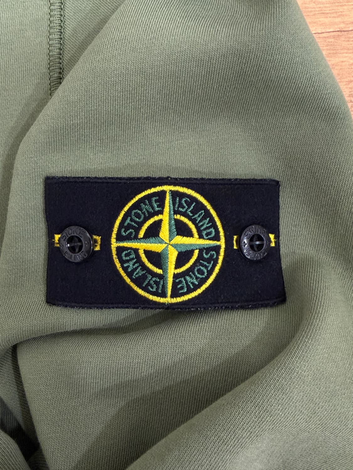 스톤아일랜드 후드집업 올리브 그린 M 상품이미지4