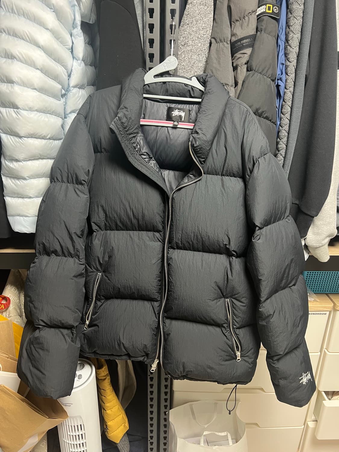 스투시 나일론 다운패딩 블랙 L 상품이미지2
