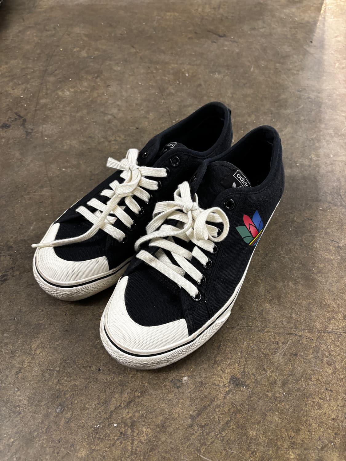 아디다스 니짜 트레포일 스니커즈 블랙 270 상품이미지3