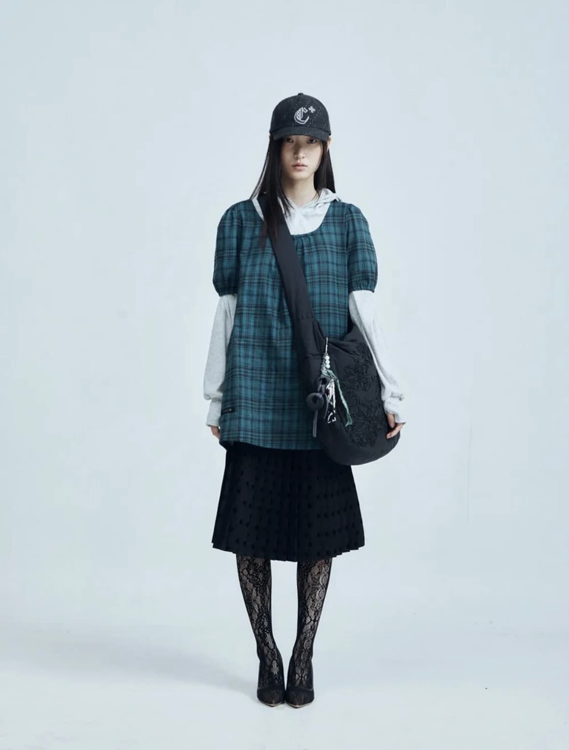 콜로신스 Black Tie Blouse Teal Check 상품이미지1