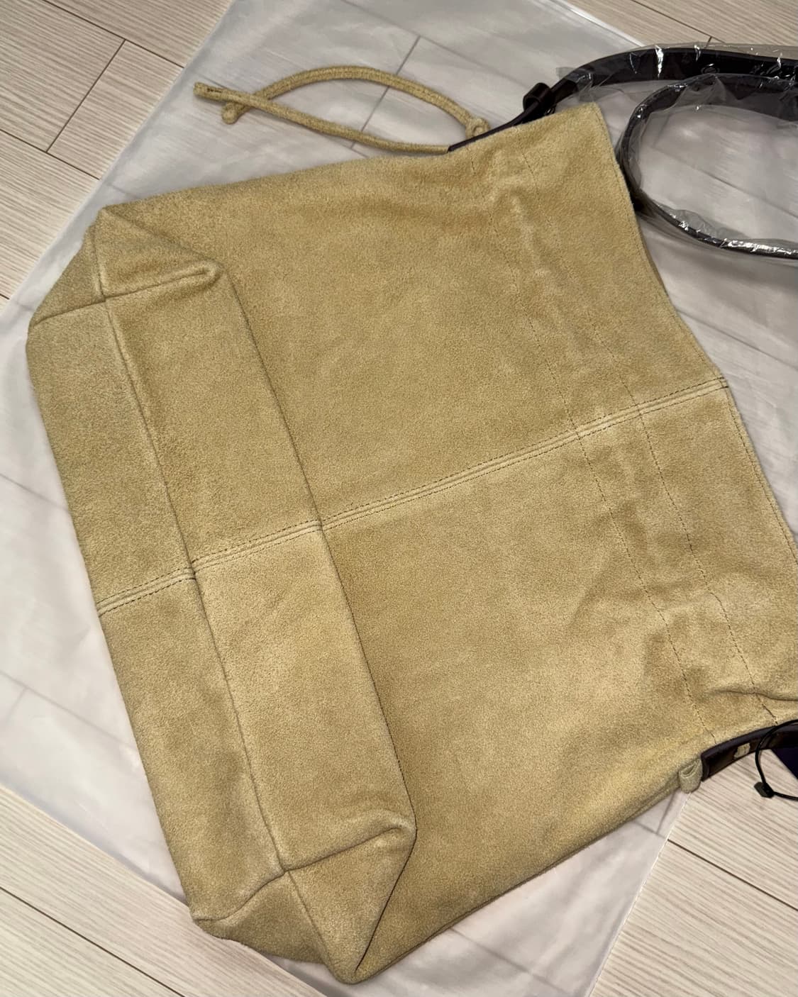 마지언타이틀 스웨이드 눅백 상품이미지3