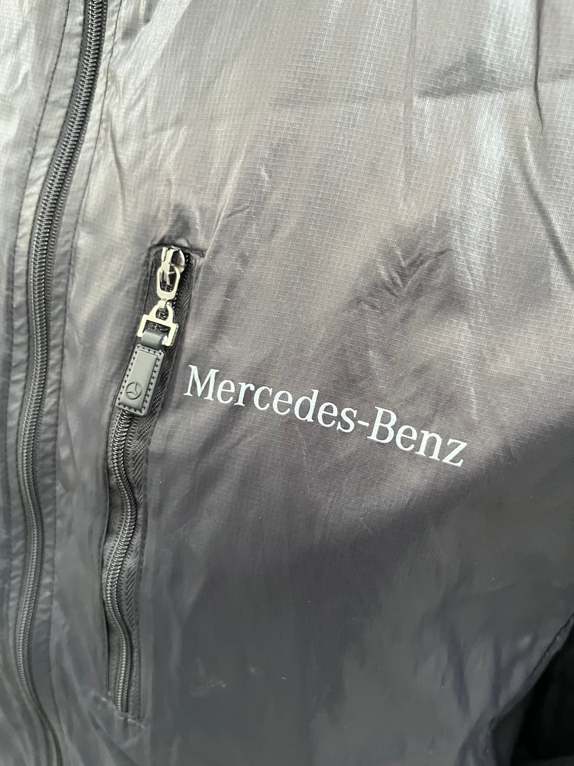 Mercedes-Benz 블랙 라이트 자켓 상품이미지3