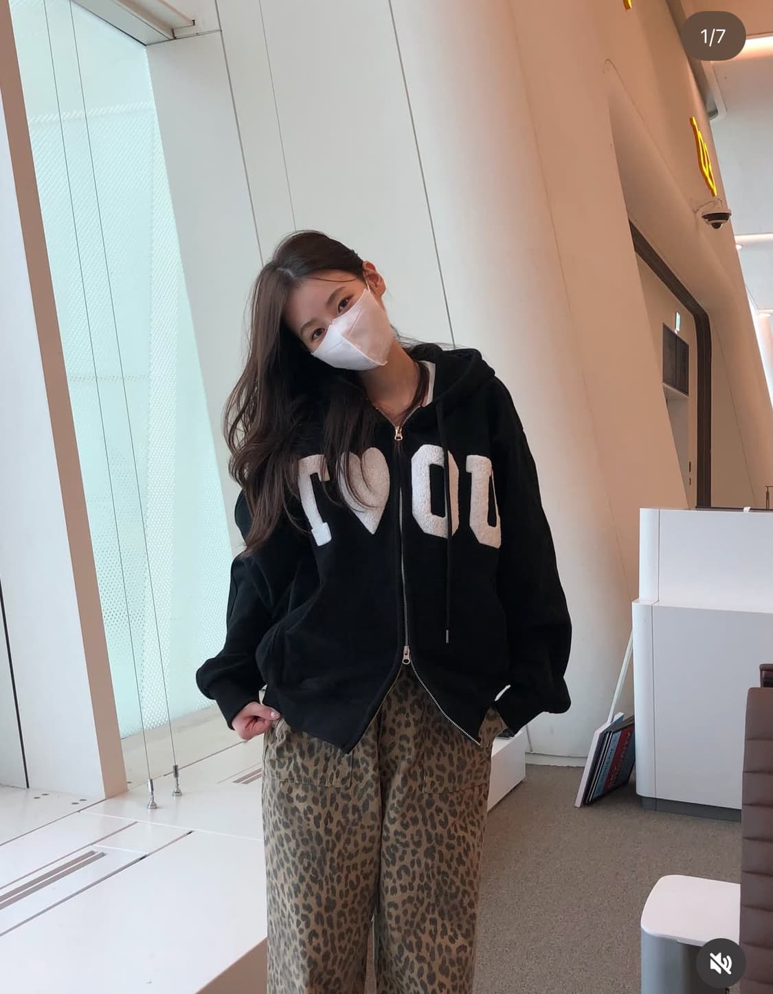 더오유 후드집업 팔아요 상품이미지2