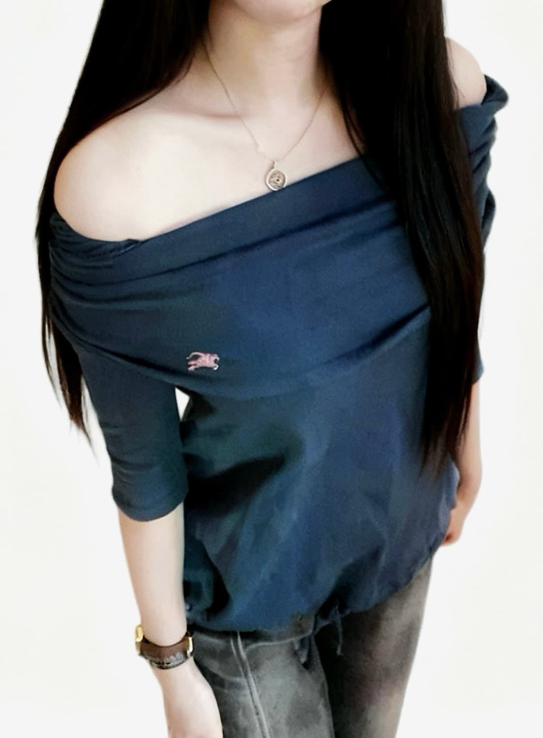 버버리 오프숄더 네이비 5부 티 분홍 로고 상품이미지1